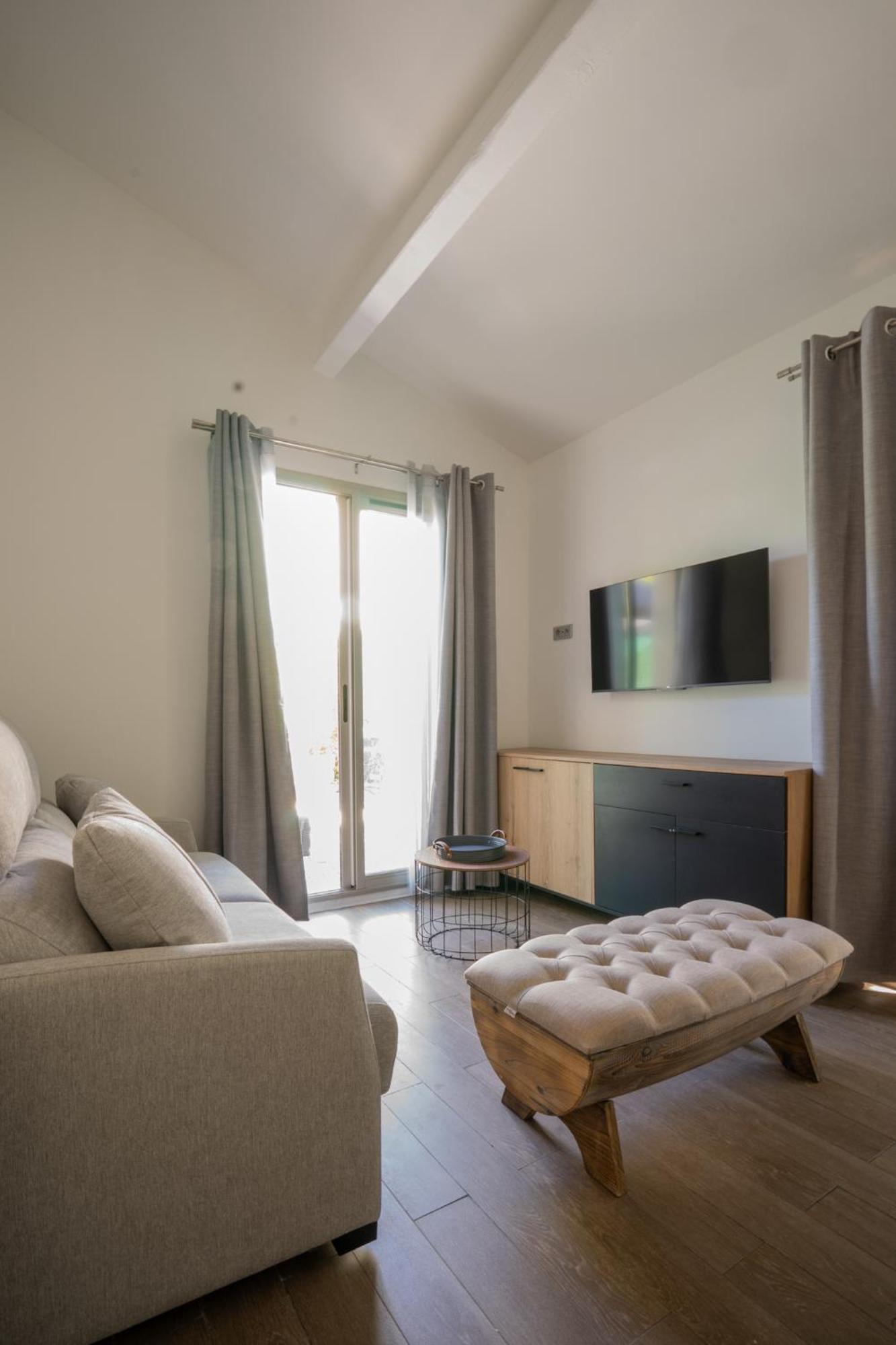 Appartement 6 Pers Jardin Prive La Cabane Bambou - Mandara Beach , Antibes French Riviera Juan-les-Pins Exteriör bild